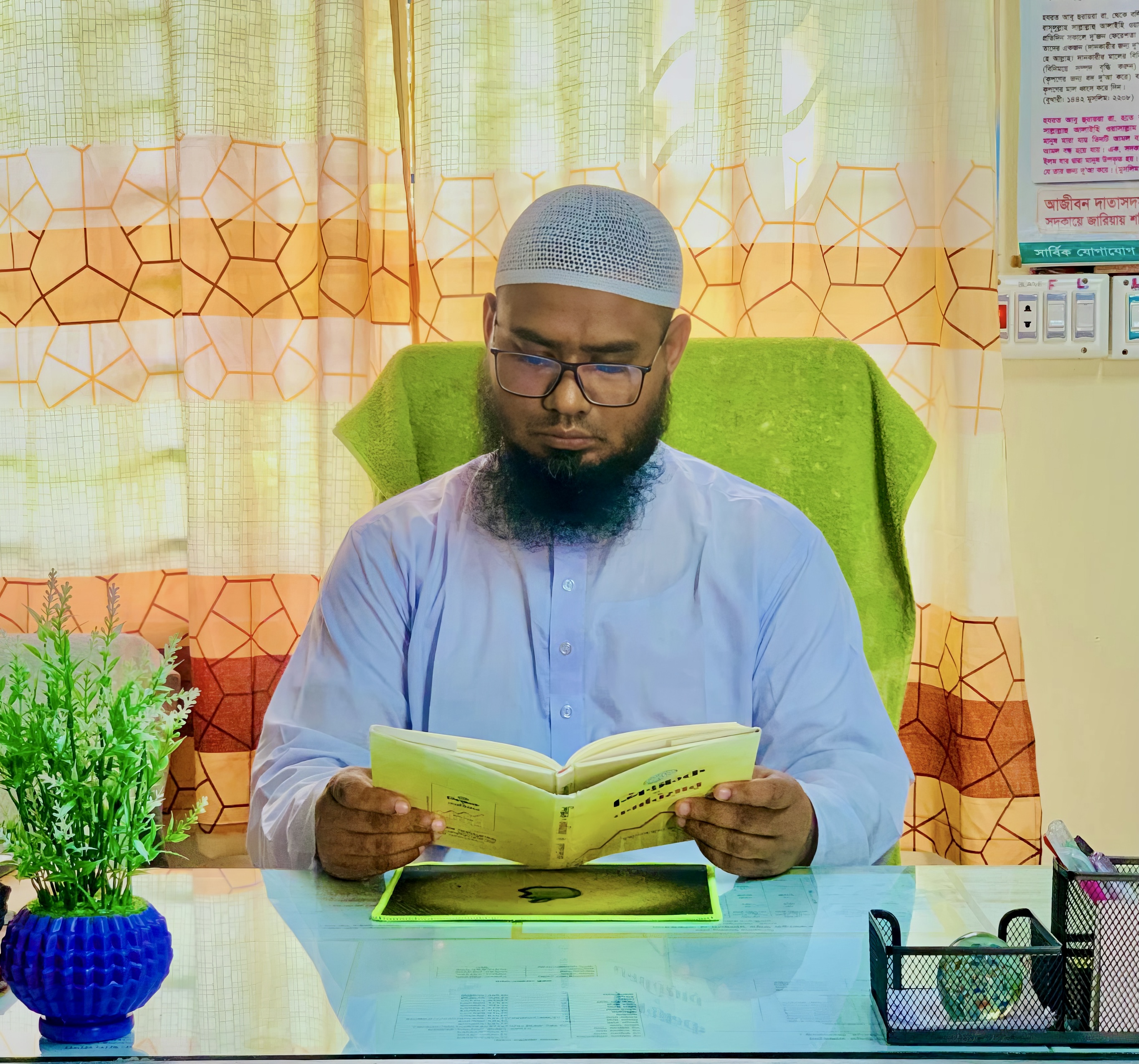 হাফেজ মুহাম্মদ রিয়াজ উদ্দিন সাহেব দাঃবাঃ